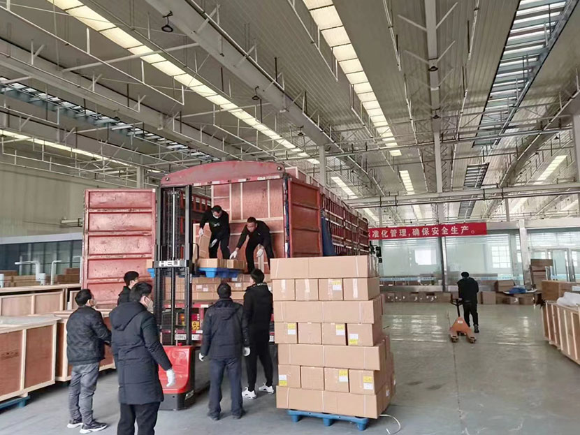 ���Ͻ���һ�w�C�Ŀ����һ���b܇�l؛